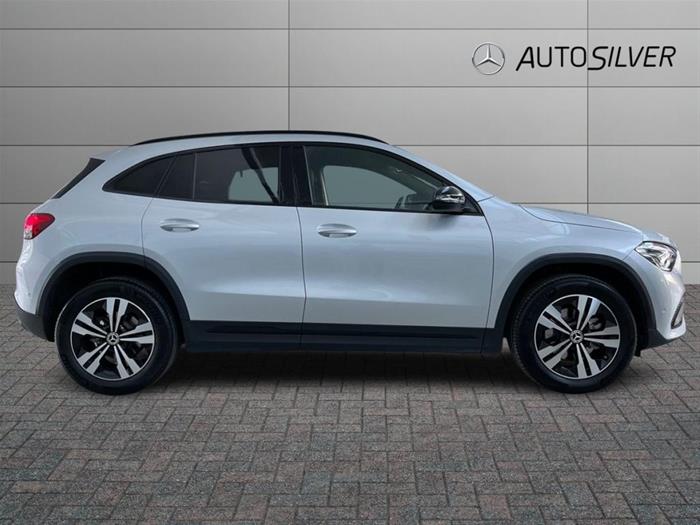 AutoSilver - MERCEDES-BENZ GLA 200 | ID 37881