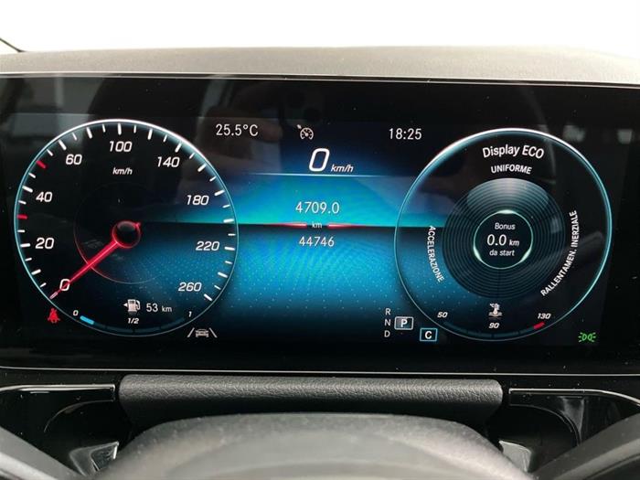 AutoSilver - MERCEDES-BENZ GLA 180 | ID 37923