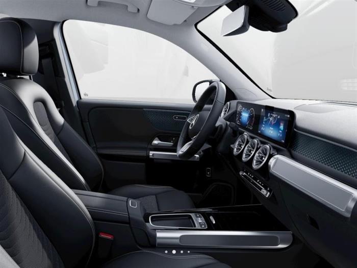 AutoSilver - MERCEDES-BENZ GLB 200 | ID 38349