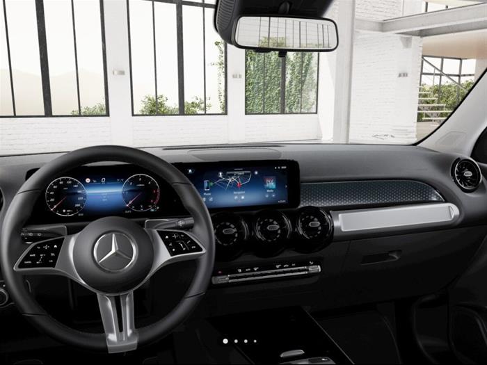 AutoSilver - MERCEDES-BENZ GLB 180 | ID 40266