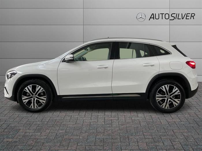 AutoSilver - MERCEDES-BENZ GLA 180 | ID 40685