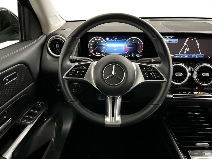 AutoSilver - MERCEDES-BENZ GLB 180 | ID 40781