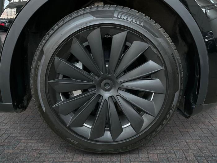 AutoSilver - TESLA Model Y | ID 41130