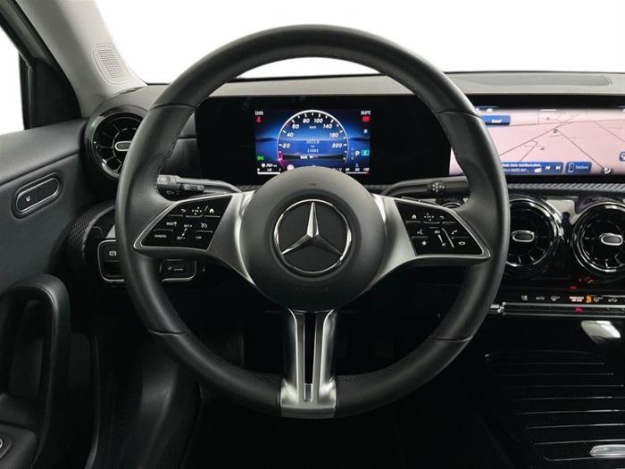 AutoSilver - MERCEDES-BENZ A 180 | ID 41212