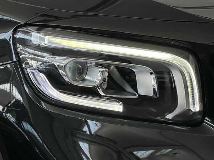 AutoSilver - MERCEDES-BENZ GLB 200 | ID 42779