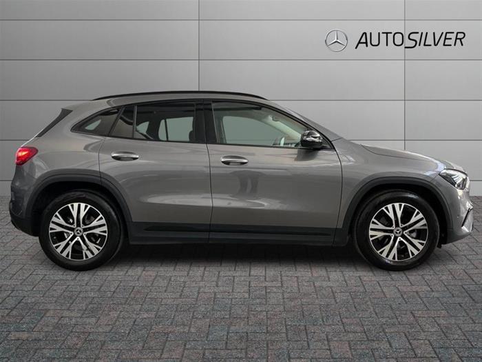AutoSilver - MERCEDES-BENZ GLA 200 | ID 42775