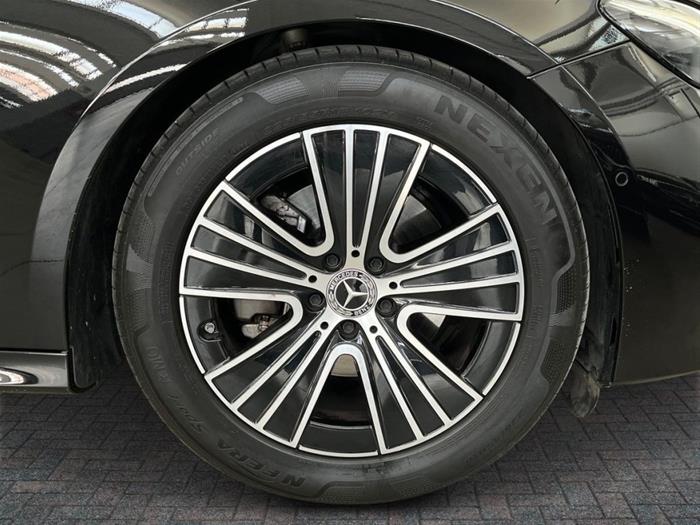 AutoSilver - MERCEDES-BENZ E 200 | ID 42805